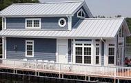 56' 2-Bedroom Harbor Cottage Houseboat - Docked