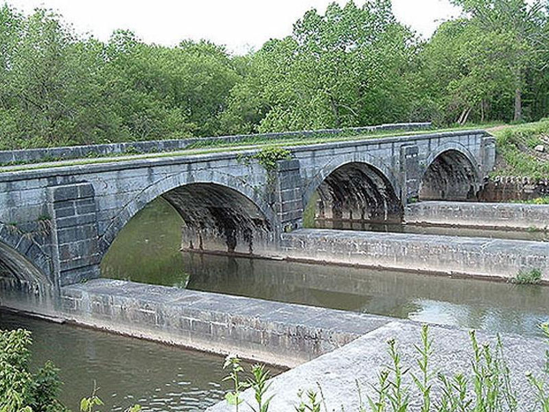 Water lanes make for safe passage under old bridges Photos