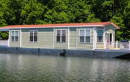 84' Green Harbor Cottage Houseboat (Docked)