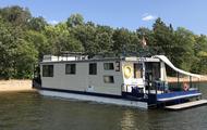 49 Foot Houseboat