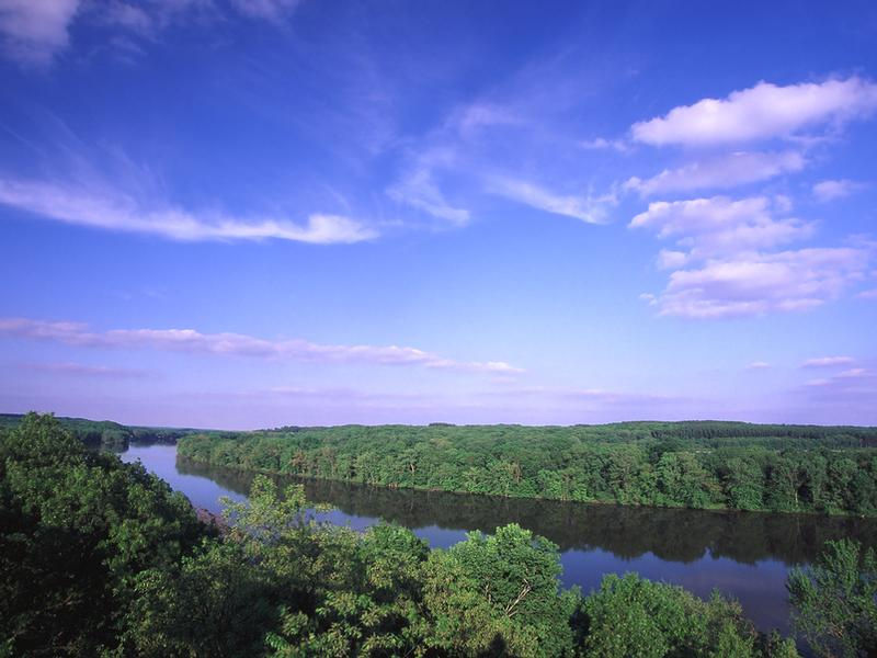 Luscious green forests abound throughout the valley Luscious green forests abound throughout the valley Photos