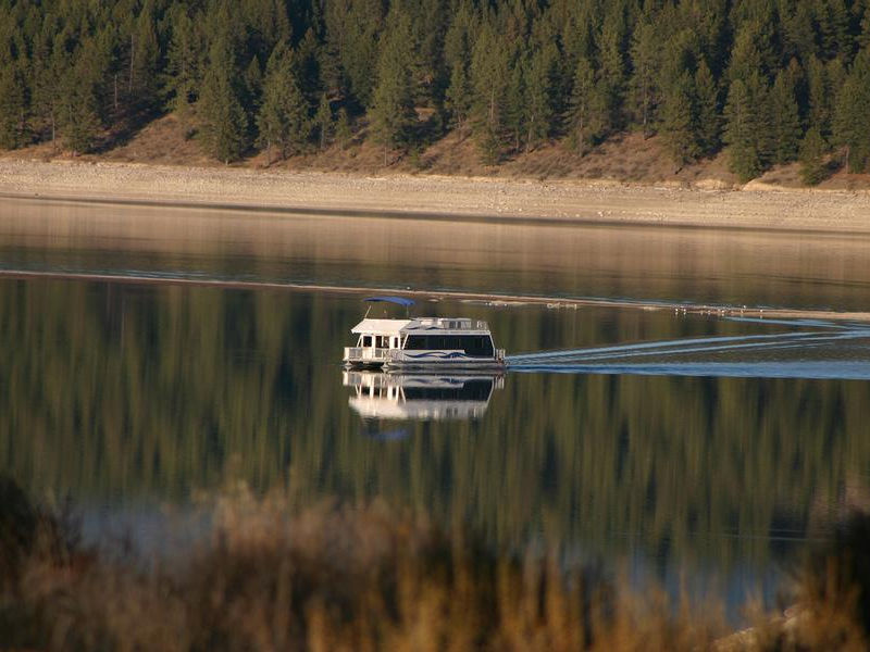 Lake Koocanusa Houseboat Photos Pictures