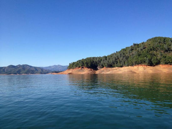 Shores awaiting a houseboat