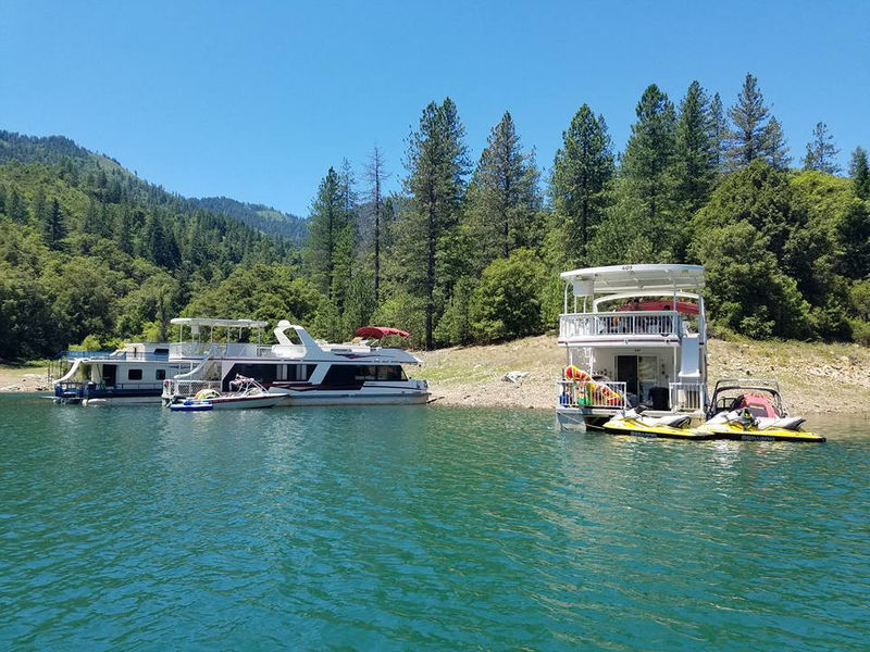 Shasta Lake Done Right Photos