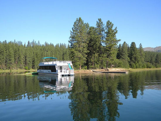 SuperCruiser Houseboat