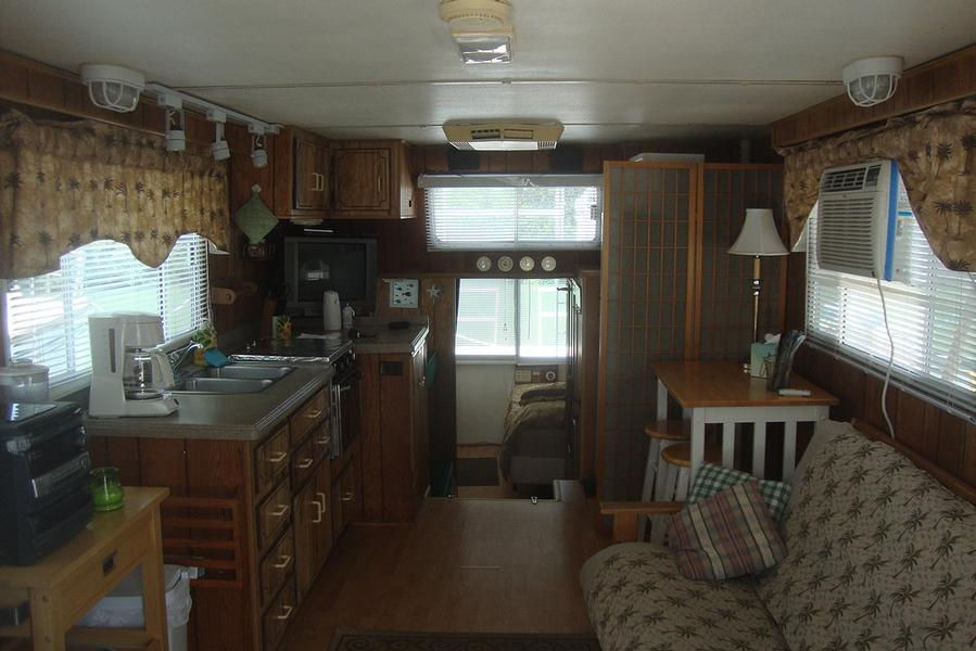 Wisdom Houseboat Living Area